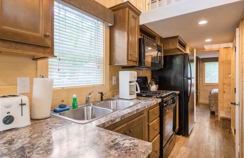 Stonehouse Otro | Williamsburg RV & Camping Resort