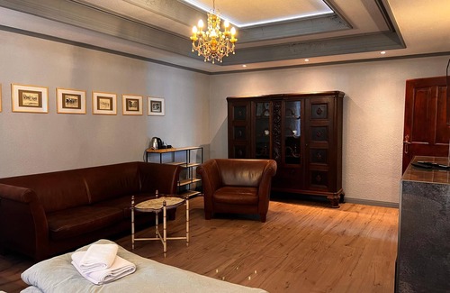 Grossschoenau Apartamento | Willkommen in der CG Hänsch - Ihr luxuriöses Refugium im Zittauer Gebirge