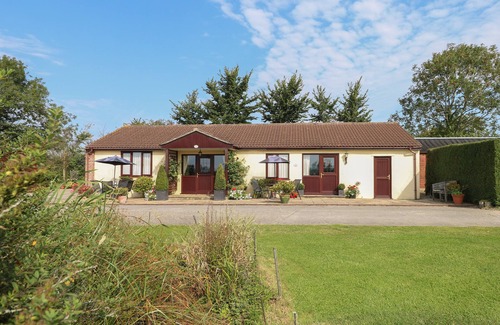 Wincanton Cabaña | Willow Barn, WINCANTON