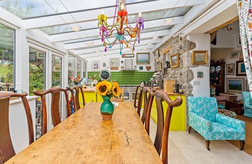 Penzance Cabaña | Willow Cottage a hidden moorland gem near the coast and St Just.