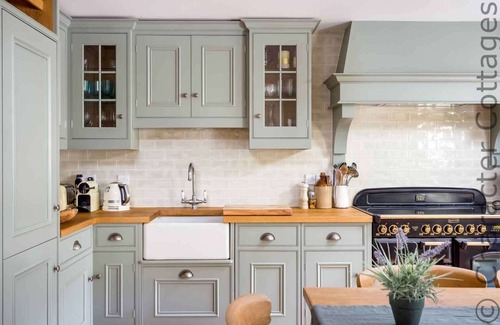 Chedworth Cabaña | Willow Cottage