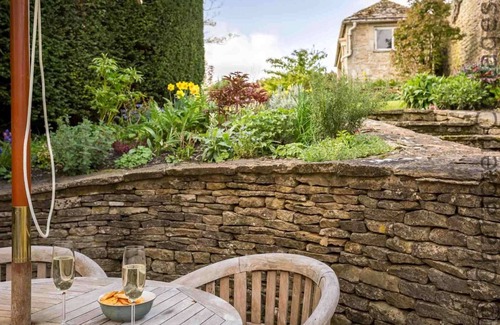 Chedworth Cabaña | Willow Cottage