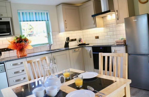 Richmond Cabaña | Willow Cottage Style Lodge en Yorkshire Dales, tiene capacidad para 4 personas, familia y mascotas