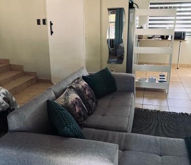 Evander Casa | Willow Cottage