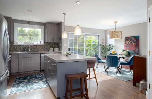Willow Glen Casa | Willow Glen Cottage, Exudes Grace and Charm