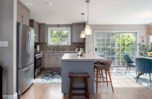 Willow Glen Casa | Willow Glen Cottage, Exudes Grace and Charm
