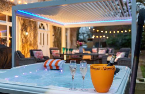 Bromsash Casa | Willow House By Birch Stays
