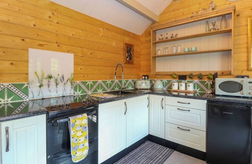 Irstead Cabaña | Willow Lodge
