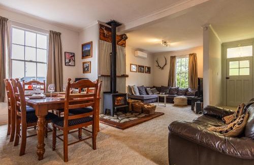 Ohakune Casa | Willow Lodge - Ohakune Holiday Home