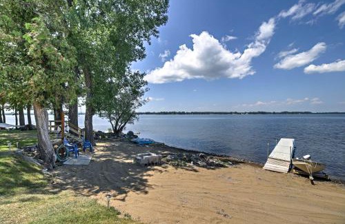 Isle La Motte Casa | Willow Point about Lake Champlain House with 2 Kayaks!