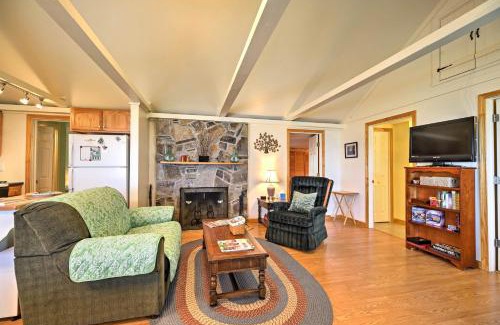 Isle La Motte Casa | Willow Point about Lake Champlain House with 2 Kayaks!