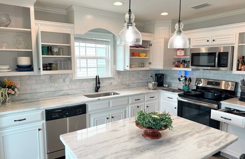 Hahira Casa | Willow Round Resort-5 min off I-75 w/ Lake Views!
