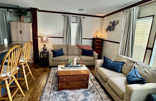 Welaka Casa | Willow & Watern“Where calm meets the current”