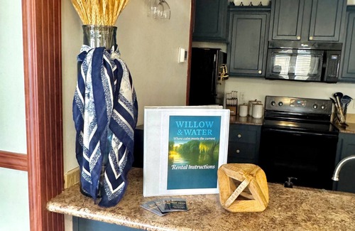 Welaka Casa | Willow & Watern“Where calm meets the current”