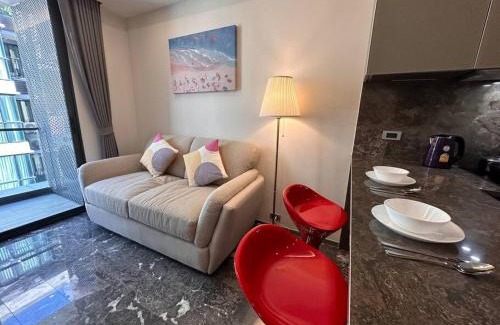 Khlong Toei Apartamento | Willow Whisper Nest