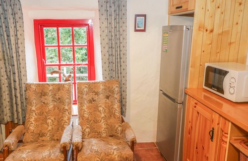Ards Cabaña | WILLOWBROOK COTTAGE, family friendly in Askill, County Leitrim