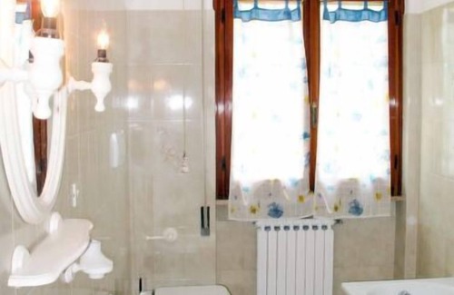 Capanne-Prato-Cinquale Apartamento | Apartamento Wilma en Montignoso - 8 personas, 3 dormitorios