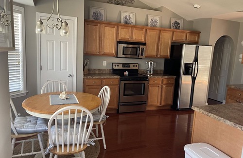 Murraysville Casa | Wilmington in the middle of it ALL