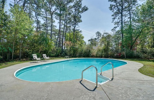 Wilmington Casa | Wilmington Rental about 4 Mi to Wrightsville Beach!