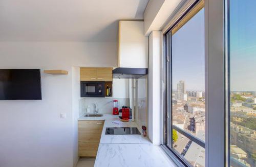 Mulhouse Apartamento | WilSeize by Max, Bright, renovated studio, 1 min station