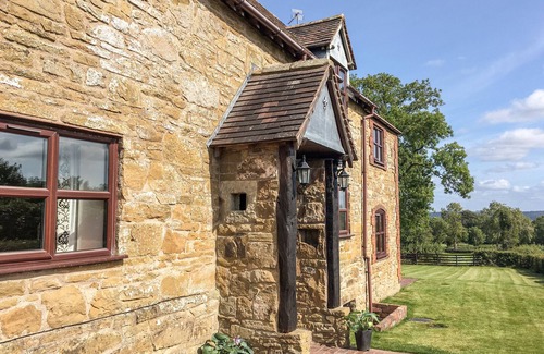 Church Stretton Cabaña | WILSTONE COTTAGE, family friendly, with open fire in Church Stretton