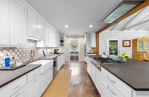 Wimberley Casa | Secluded Creekside Home & Barn, Game Room