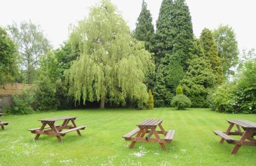 Horsham Cama Y Desayuno | Wimblehurst Hotel