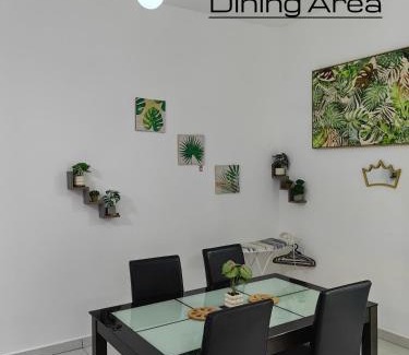 Miri Casa | Win & Sha's Homestay