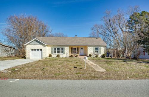 Winchester Casa | Winchester Home with Large Yard Near Tims Ford Lake