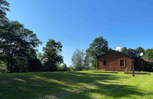 Prattsville Casa | Windham/Hunter Modern Mountain Cabin on 22 acres