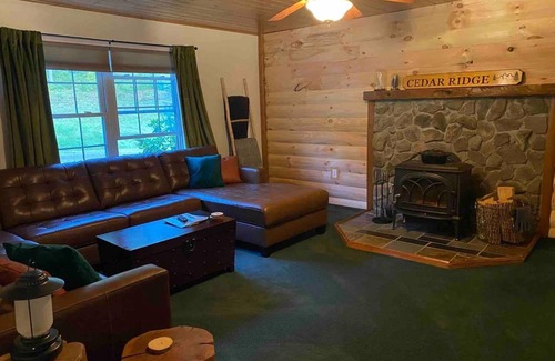 Prattsville Casa | Windham/Hunter Modern Mountain Cabin on 22 acres