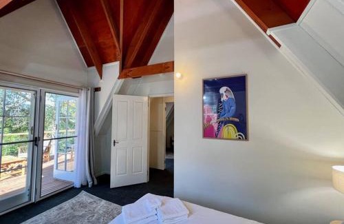 Bald Knob Casa | Winding Creek Cottage