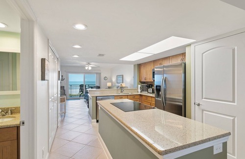 Crescent Beach Apartamento | Windjammer 209 - 2 Bedroom Oceanfront Getaway