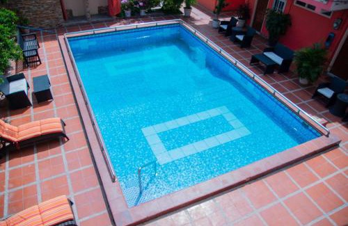 Georgetown Hotel | Windjammer International Cuisine & Comfort Inn