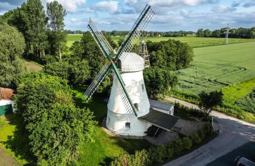Cuxhaven Casa | Windmühle Betty an der Nordsee