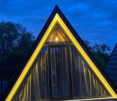 Shkoder Otro | Windmill Shkodra Gesthouse Camping & Grill