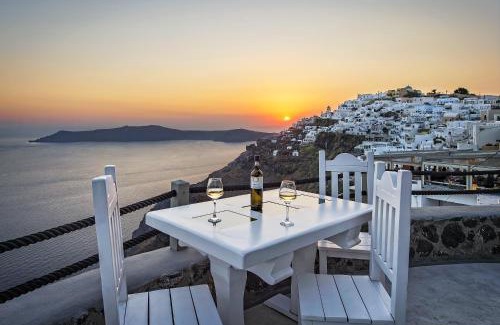 Imerovigli Villa | Windmill Villa
