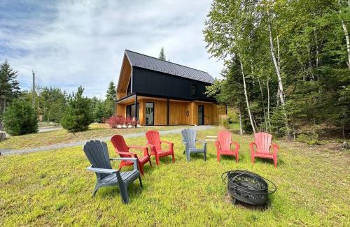 Mont-Tremblant Chalet De Esquí | Windows XXL - Spa - Firepit