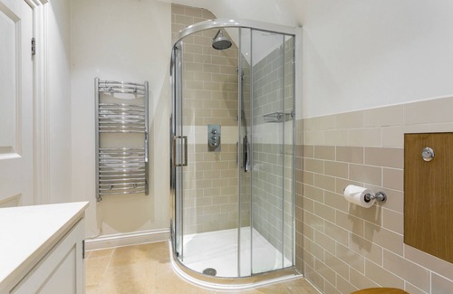 Elkstone Cabaña | Windrush - a stunning barn conversion in Elkstone sleeping 11 guests