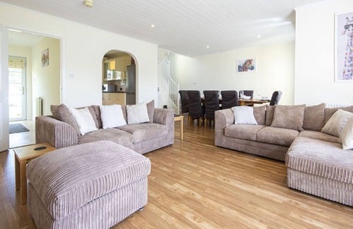 South Cerney Casa | Windrush Lake 82, Puffin Lodge (P)