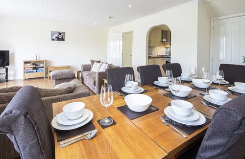 South Cerney Casa | Windrush Lake 82, Puffin Lodge (P)