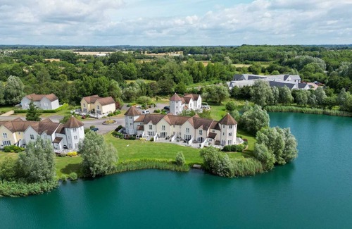 South Cerney Casa | Windrush Lake 88, Waterside