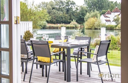 South Cerney Casa | Windrush Lake 88, Waterside