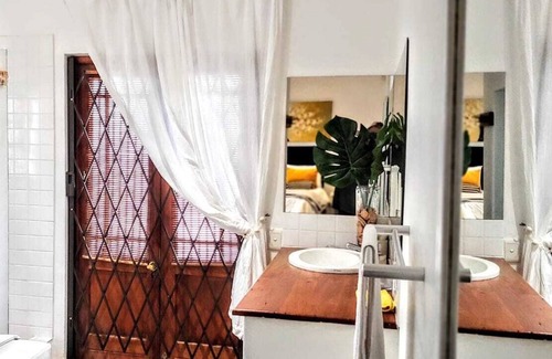 Hermanus City-Centre Apartamento | Windsong Cottage