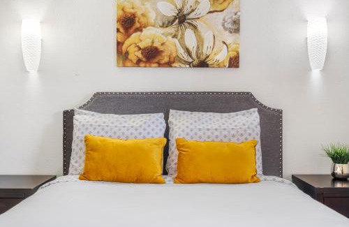 Table Rock Casa | Windsor Cottage - Fall Creek Beauty by Table Rock