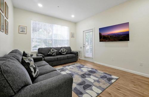 Windsor Hills Casa | Windsor Hills Spacious Condo,Pool,Slides,By Disney
