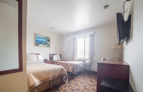 Bowery Hotel | Windsor Hotel