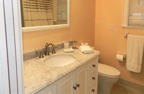 Osprey Apartamento | Windsor Lodge Unit 15, studio, close to beaches, pool