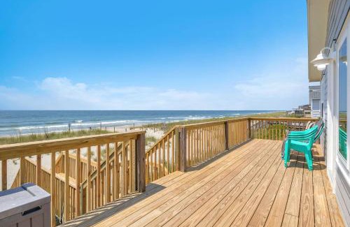 Oak Island Casa | Windward Mark by Oak Island Accommodations
