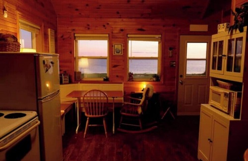 Hamilton Cabaña | Windy Dreams: an idyllic, cozy seaside PEI cottage